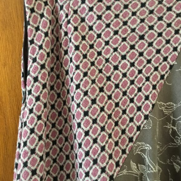 Skirt - Picture 2 of 5